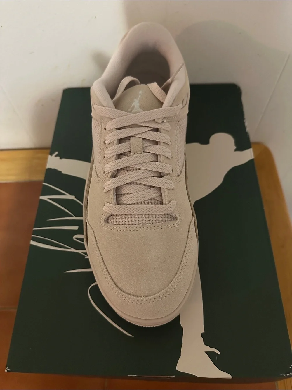 Jordan Men's Low-Top Sneakers in Off-White/Cream Size 11W and 9.5M